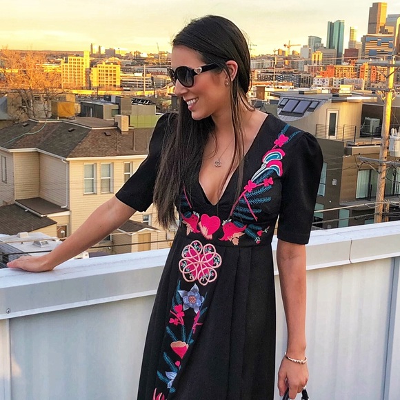 Meet your Posher, Ada - Picture 1 of 1